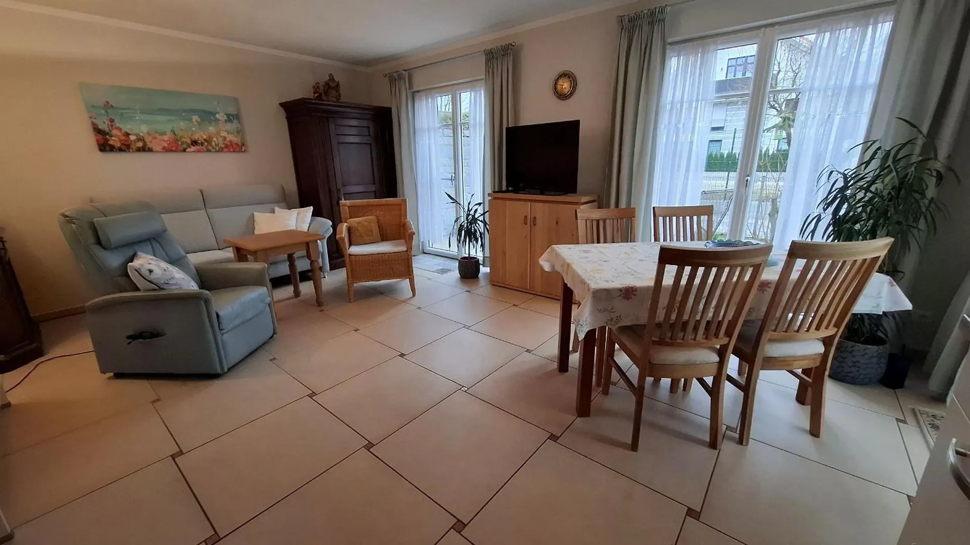 Alpencitynahe Ferienwohnung Brunnthal Apartment