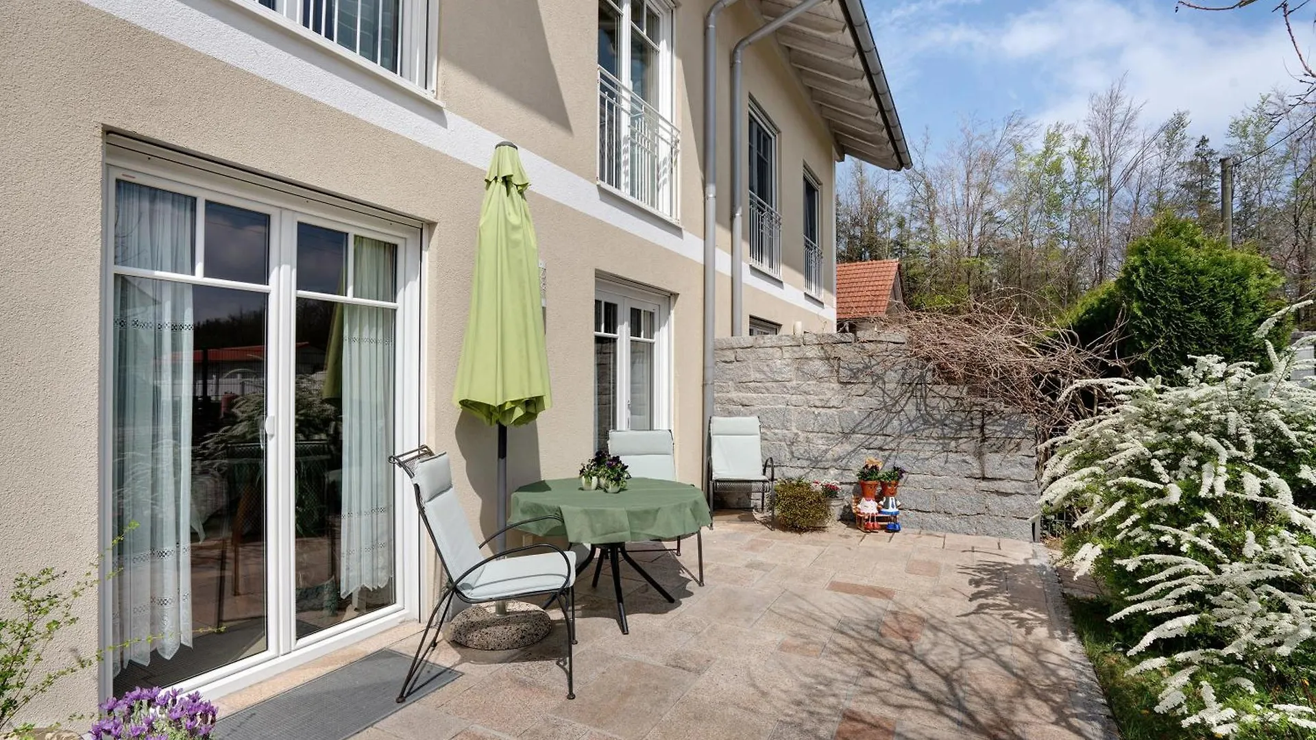 Alpencitynahe Ferienwohnung Brunnthal Germany